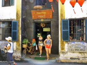 会安Reaching Out工艺品店